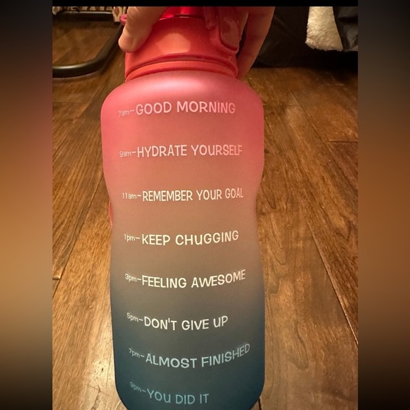 One Gallon Motivational Water Bottles - NEW - Picture 2 of 8